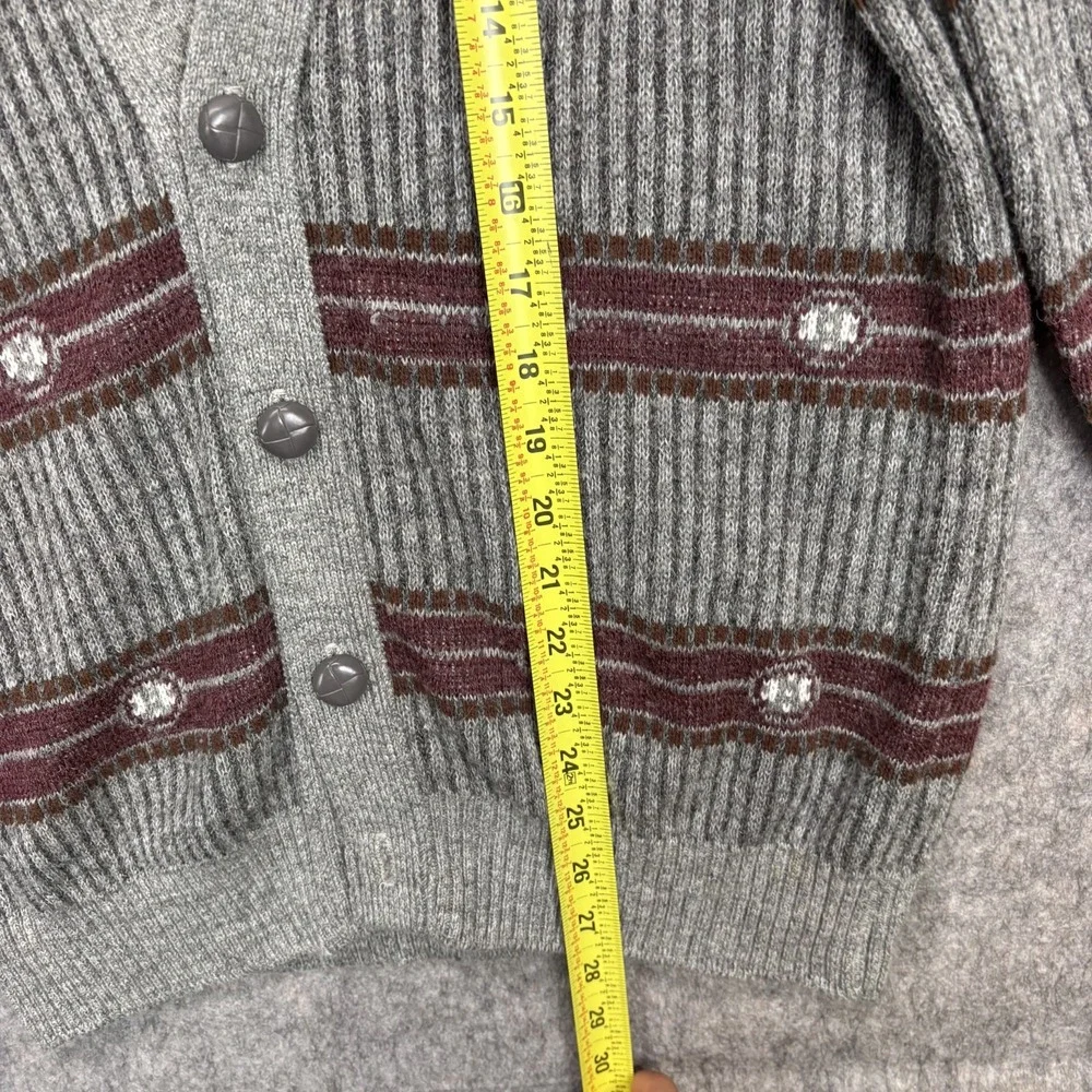 Vintage 1970s Cardigan Sweater Men's Medium Striped Gray Knit Mod Grandpa